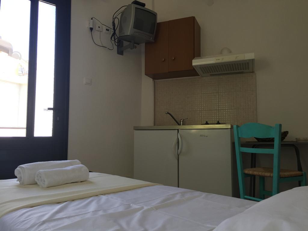 Icthyoessa Apartment Agios Kirykos  Exterior photo